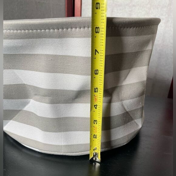 Dog’s *NEW* Light Gray & White Toy Basket w/Rope Handles (For Small Dogs) - Picture 9 of 10